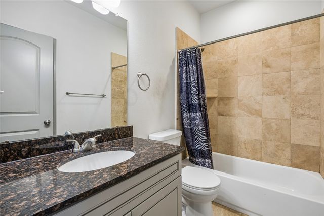 1325 Summerset Lane, Burleson, TX 76028