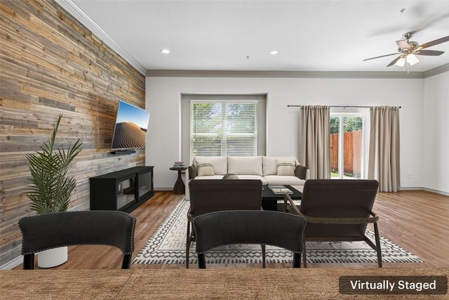 1325 Summerset Lane, Burleson, TX 76028