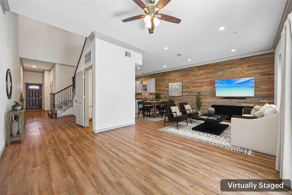 1325 Summerset Lane, Burleson, TX 76028