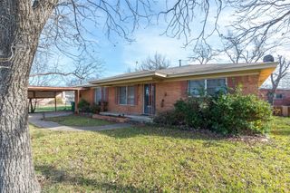 2107 Guadalupe Street, Coleman, TX 76834
