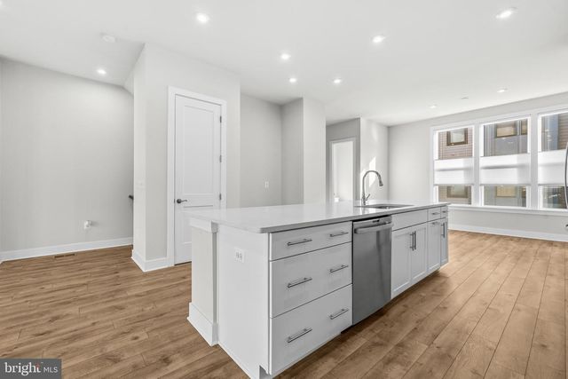 2433 LIBERTY LOOP, Herndon, VA 20171