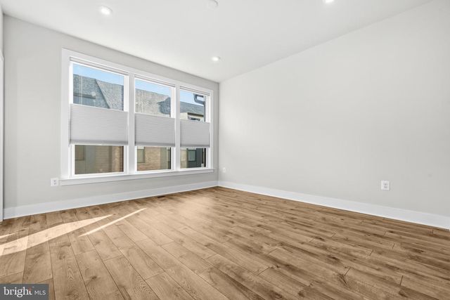 2433 LIBERTY LOOP, Herndon, VA 20171