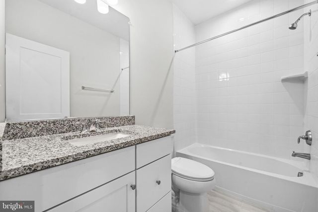 2433 LIBERTY LOOP, Herndon, VA 20171