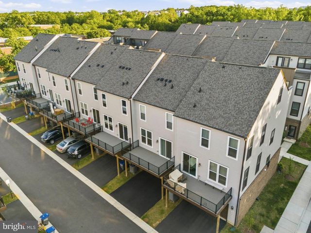 2433 LIBERTY LOOP, Herndon, VA 20171