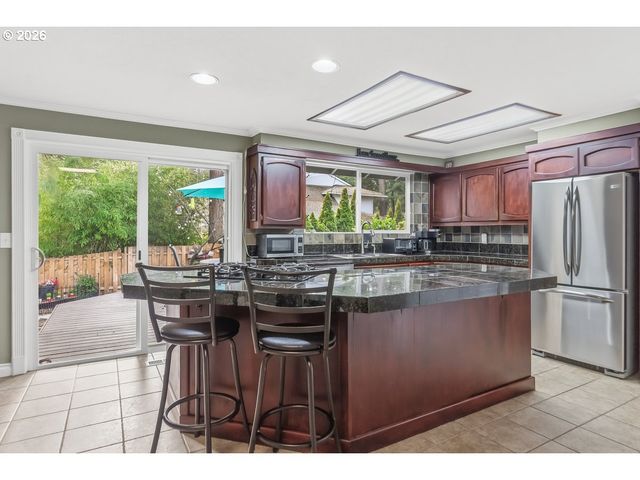 5660 Sw GLENBROOK Rd, Beaverton, OR 97007