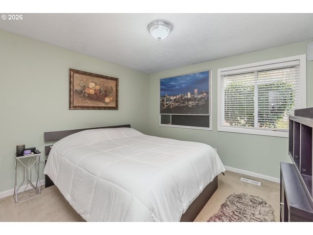 5660 Sw GLENBROOK Rd, Beaverton, OR 97007