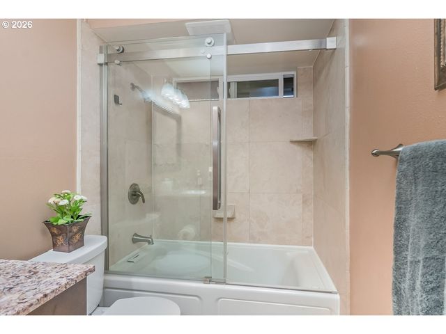 5660 Sw GLENBROOK Rd, Beaverton, OR 97007