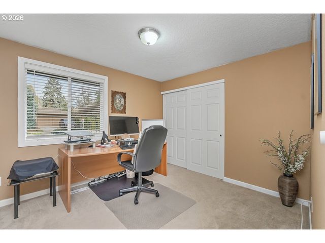 5660 Sw GLENBROOK Rd, Beaverton, OR 97007