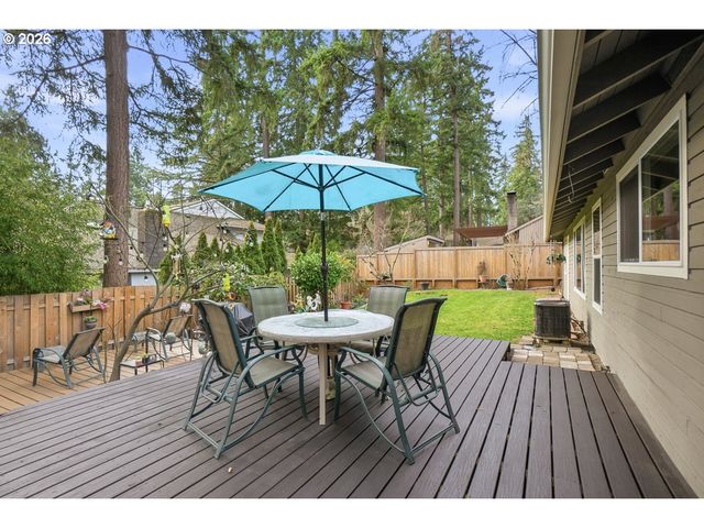 5660 Sw GLENBROOK Rd, Beaverton, OR 97007