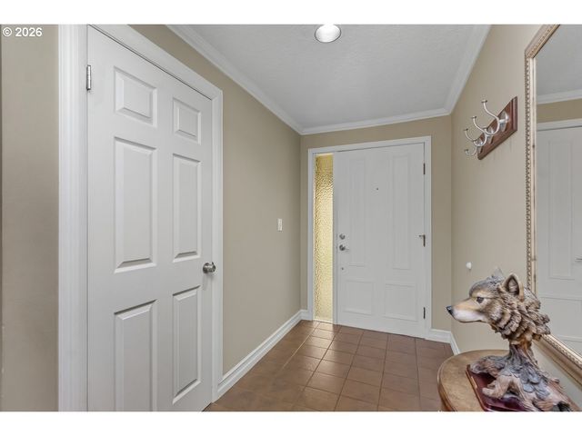 5660 Sw GLENBROOK Rd, Beaverton, OR 97007