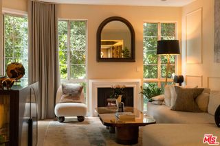 585 N Rossmore Avenue 407, Los Angeles, CA 90004