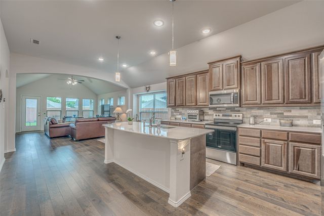 2036 Abbey Road, Heartland, TX 75126