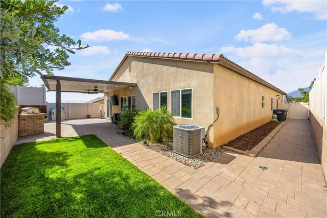 229 Country Club, Calimesa, CA 92320