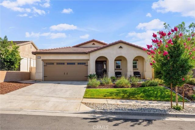229 Country Club, Calimesa, CA 92320