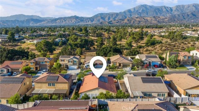 229 Country Club, Calimesa, CA 92320