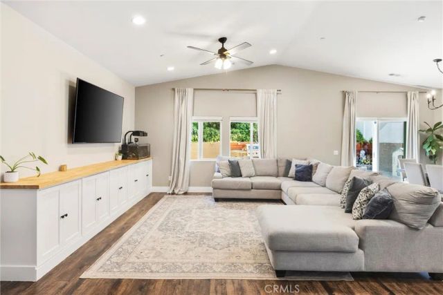 229 Country Club, Calimesa, CA 92320