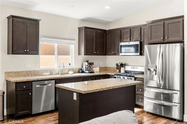 229 Country Club, Calimesa, CA 92320