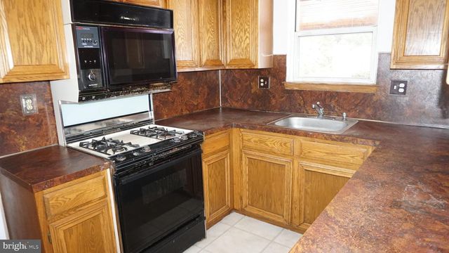 1105 RENEE CIR, Feasterville Trevose, PA 19053