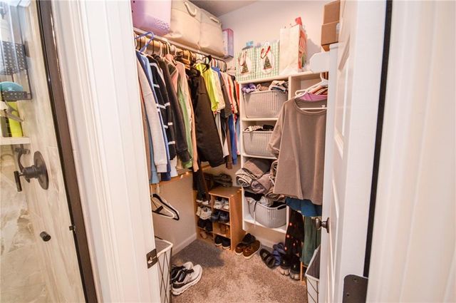 1103 NW 4th Street, Oak Grove, MO 64075