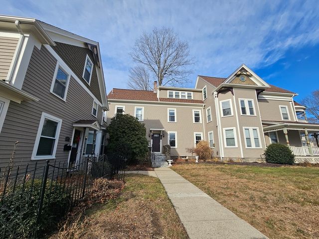 32 Main St 4, Foxboro, MA 02035