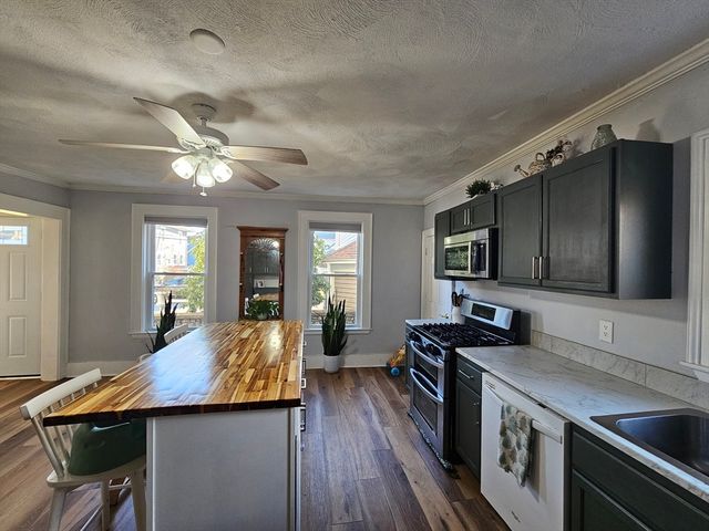 32 Main St 4, Foxboro, MA 02035