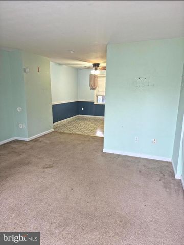 253 SOUTHEASTERN CT, Baltimore, MD 21221