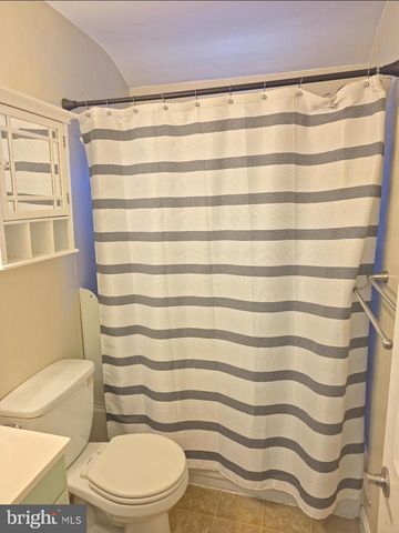 253 SOUTHEASTERN CT, Baltimore, MD 21221