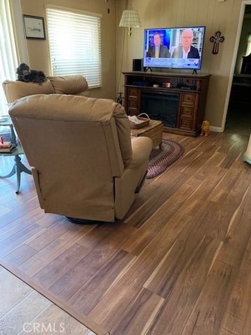 4401 Camelot Place, Bakersfield, CA 93301