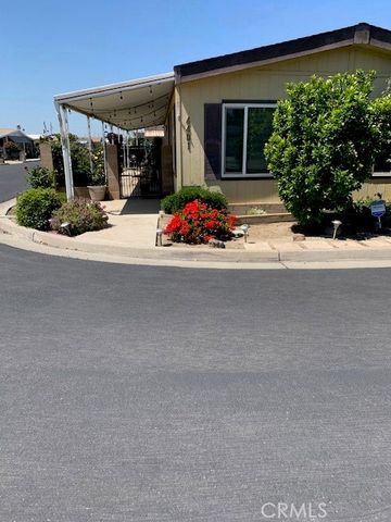 4401 Camelot Place, Bakersfield, CA 93301