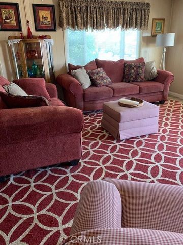 4401 Camelot Place, Bakersfield, CA 93301