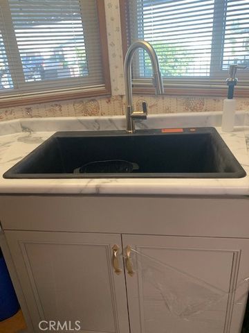 4401 Camelot Place, Bakersfield, CA 93301