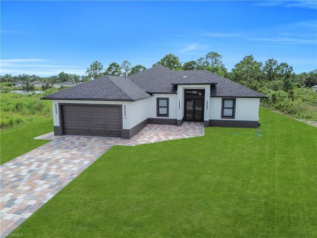 3318 29th ST SW, Lehigh Acres, FL 33976