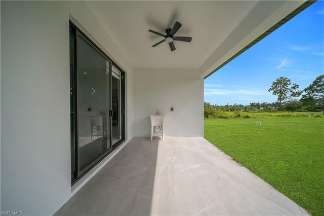 3318 29th ST SW, Lehigh Acres, FL 33976