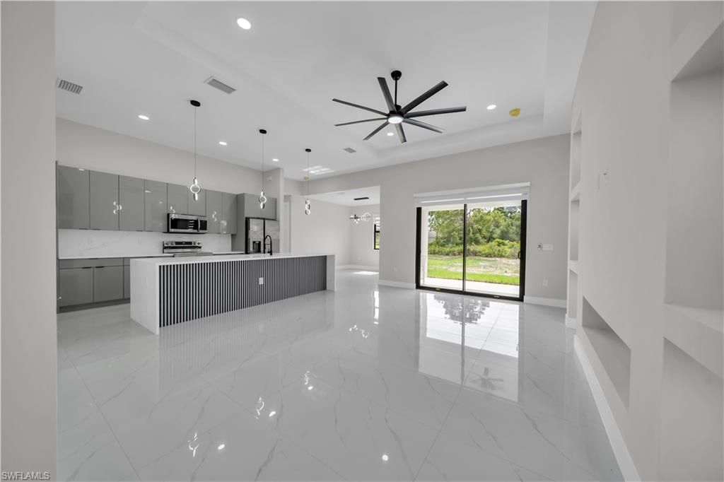 3318 29th ST SW, LEHIGH ACRES, FL 33976 — photo 4