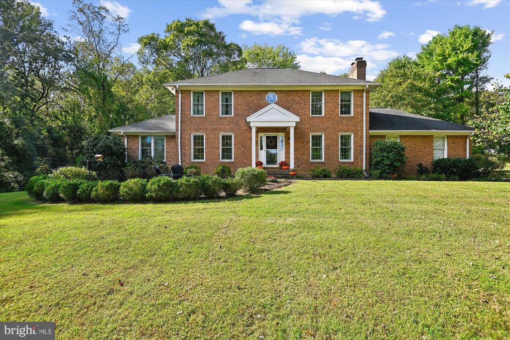 2034 HUNTWOOD DR, Gambrills, MD 21054