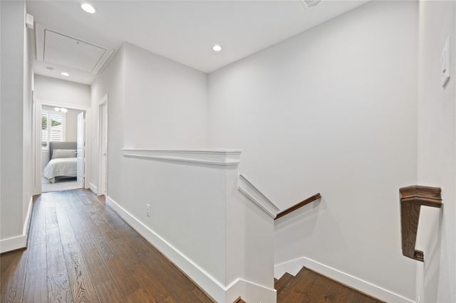 1324 W Pierce St, Houston, TX 77019