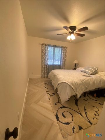11501 Salado Springs Circle, Salado, TX 76571