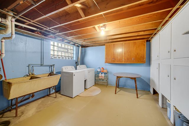 3709 Hawthorne Street, Harvard, IL 60033