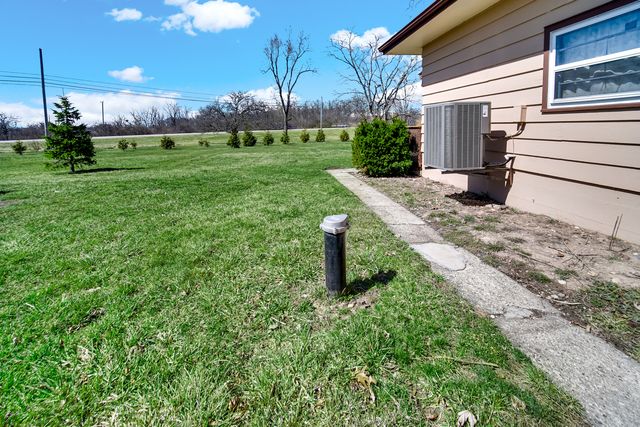 3709 Hawthorne Street, Harvard, IL 60033