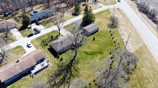 3709 Hawthorne Street, Harvard, IL 60033