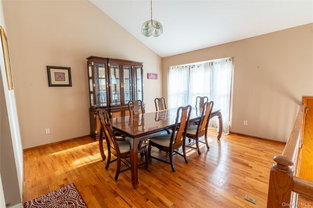 3 Aron Court, Spring Valley, NY 10977