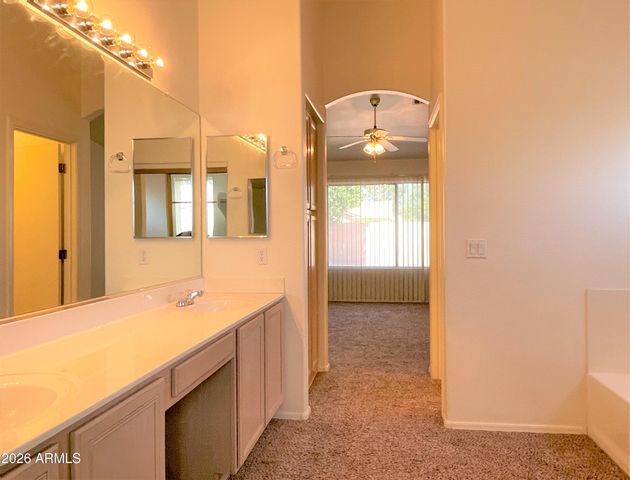 16001 N 50th Avenue, Glendale, AZ 85306