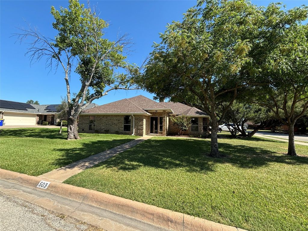 503 N 2nd Street, Krum, TX 76249