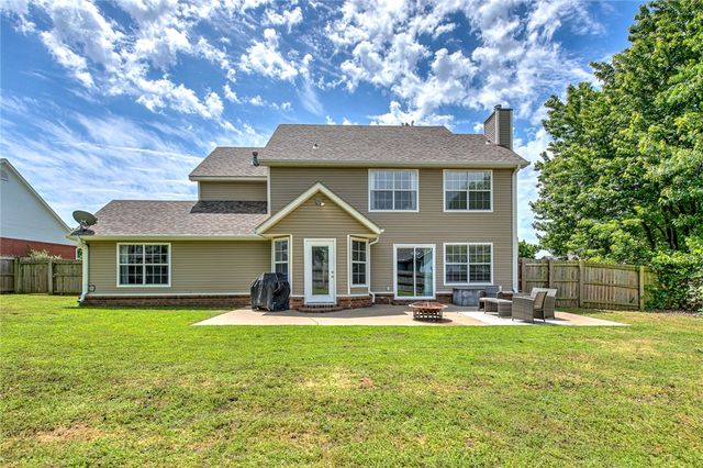 118 Birch Street, Centerton, AR 72719