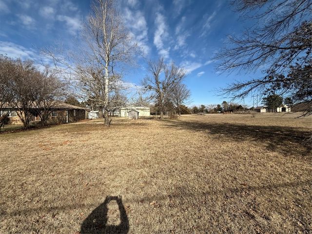 103980 S 3400 Road, Meeker, OK 74855
