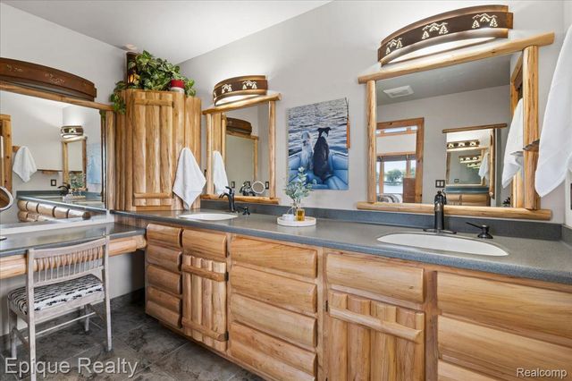 51 Crescent Avenue, Lake Orion Village, MI 48362