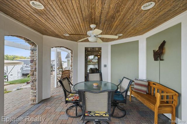 51 Crescent Avenue, Lake Orion Village, MI 48362