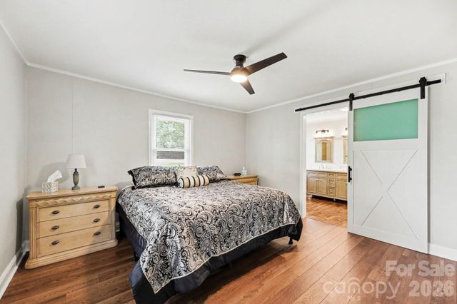 2724 Union Cross Church Road, Yadkinville, NC 27055