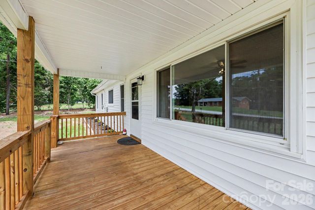 2724 Union Cross Church Road, Yadkinville, NC 27055