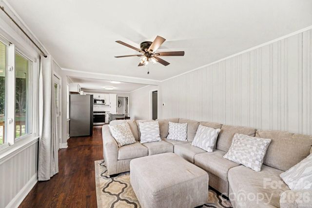 2724 Union Cross Church Road, Yadkinville, NC 27055